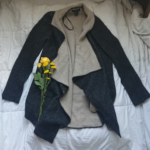 Forever 21 Sweaters - Forever 21 Soft Long Sleeve Cardigan Size Small